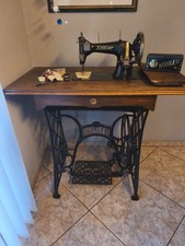 Koler Uromas antike Nähmaschine