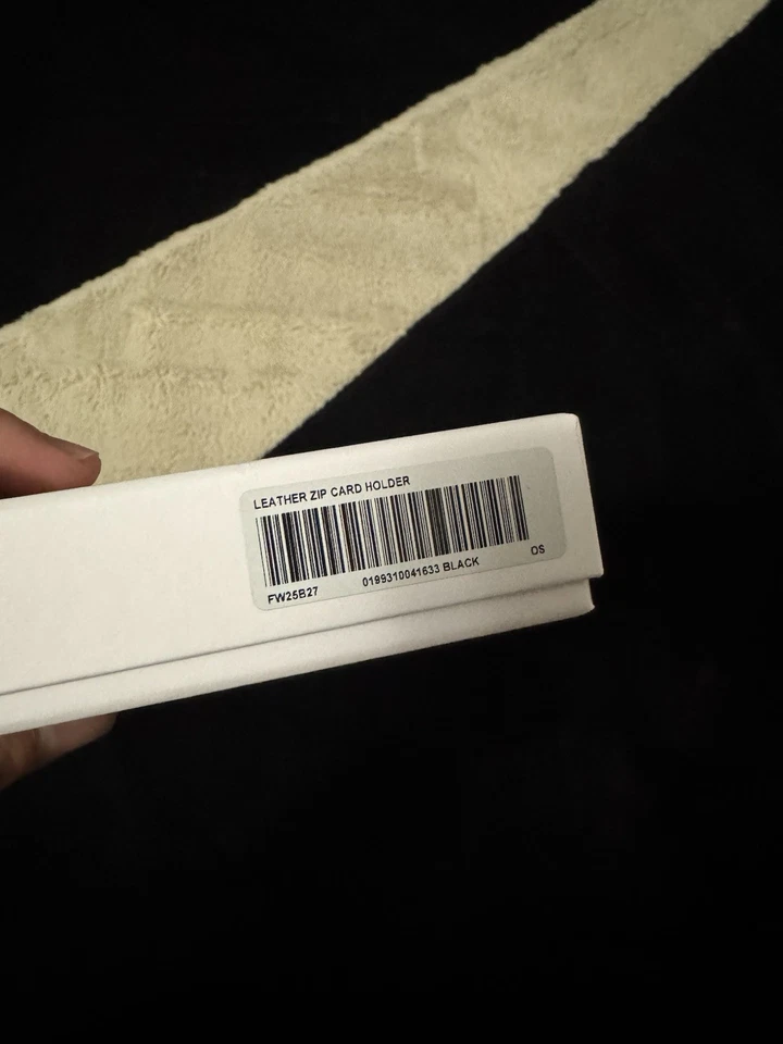 Tarjetero DS Supreme FW25 Cuero Cremallera Cuero Negro EN MANO ENVÍO RÁPIDO Foto 2 de 2