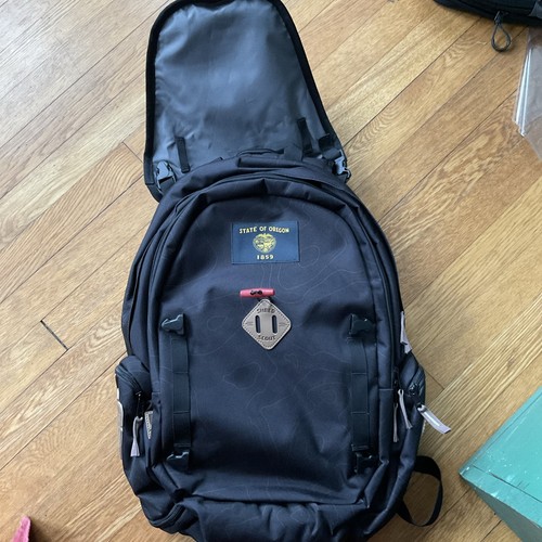 Burton HCSC Shred Scout Backpack - Mt Hood - State Of Oregon - Picture 4 of 6