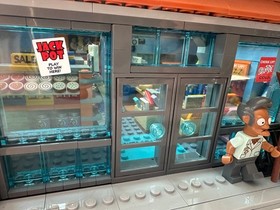 Authentic LEGO The Simpsons: Kwik-E-Mart (71016)