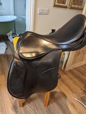 17.5 MW” Falcon Hawk Event Saddle Black English Leather Medium Fit