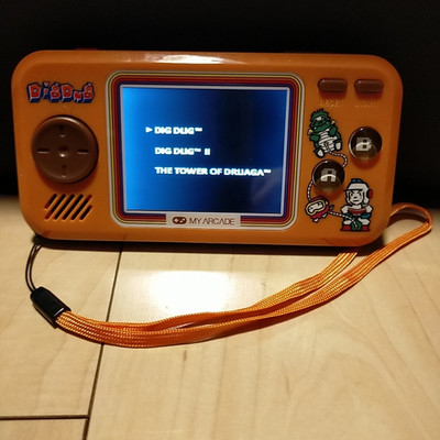 DreamGear Pocket Player Dig Dug Handheld LCD Game Bandai Namco Japan Used