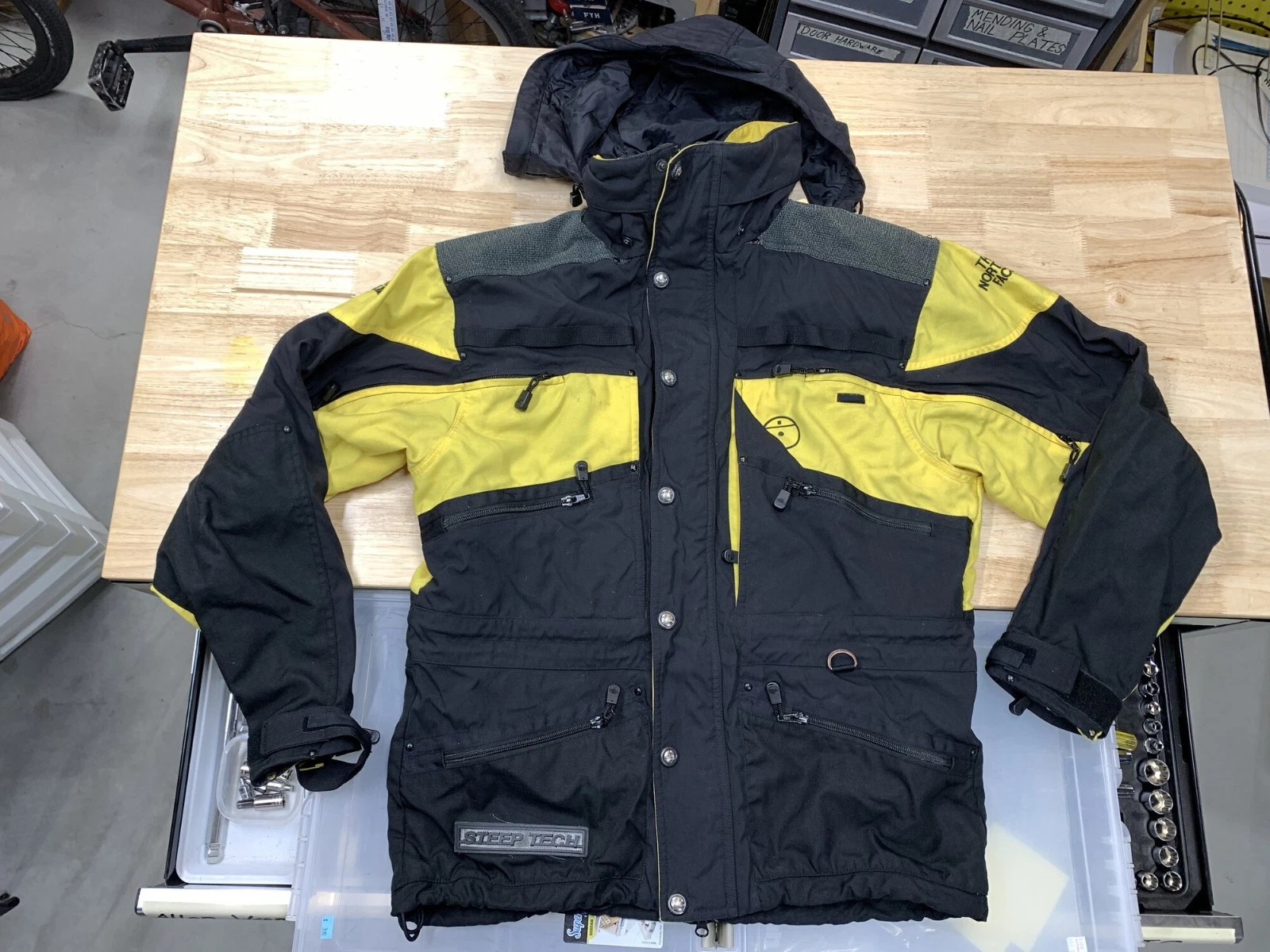 The North Face Steep Tech Ski Jacket Scot Schmidt Vintage Black/Yellow Mens M/L
Opens in a new windo