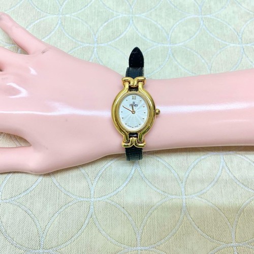 FENDI 640L Changing Belt Vintage Ladies women Wrist watch Quartz From Japan - Picture 8 of 18