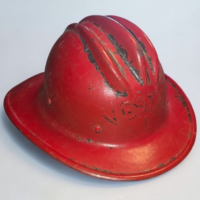 Vintage 1950s E.D. Bullard Hard Boiled Fireman Helmet Safety Hat Vestal NY FD