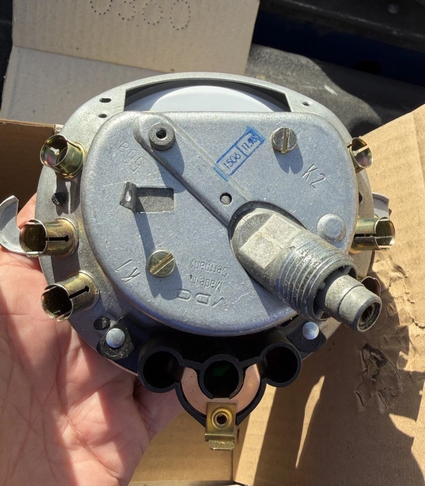 Volkswagen VW Escarabajo 1968-78’ velocímetro de insectos 113 957 023 H VDO Alemania Foto 4 de 4