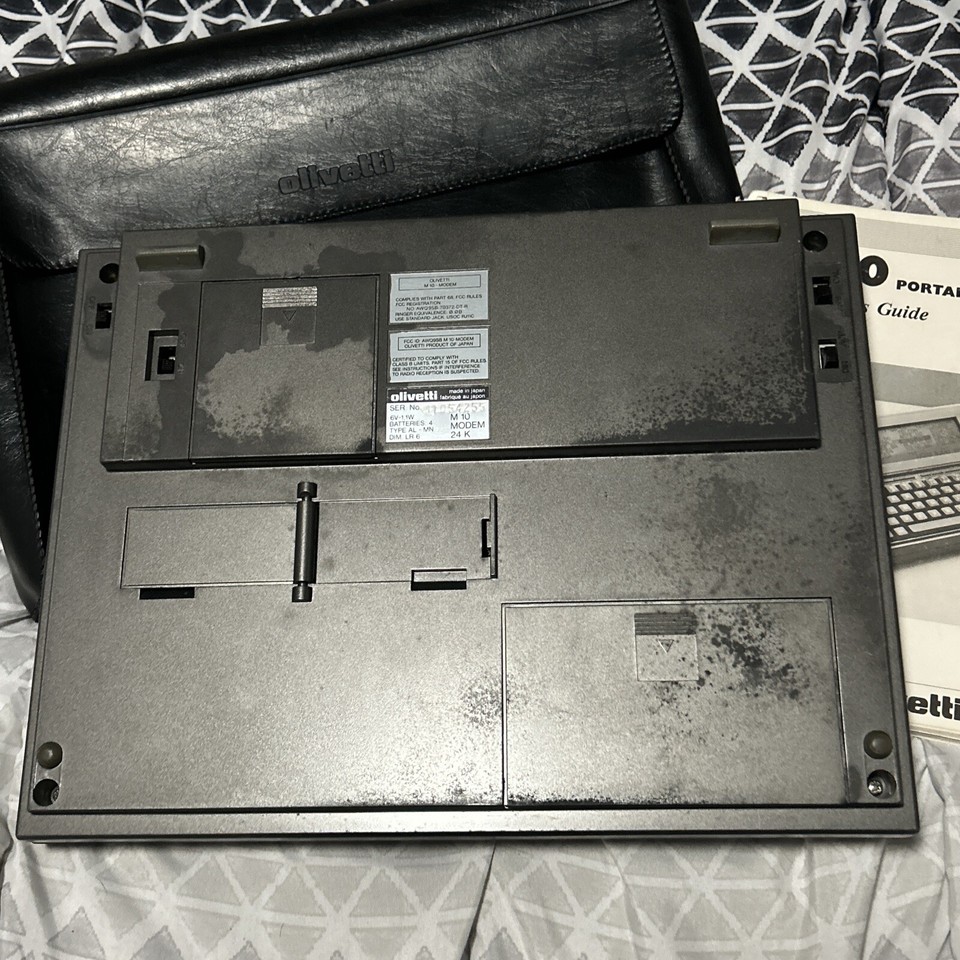 Vintage Olivetti M-10 Portable Computer Antique Laptop | eBay