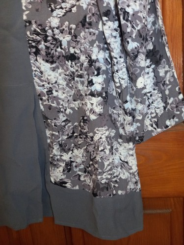 Joules Leah Grey Multicolour Shading Floral 3/4 Sleeve Blouse Top | Size UK 10 - Picture 10 of 17
