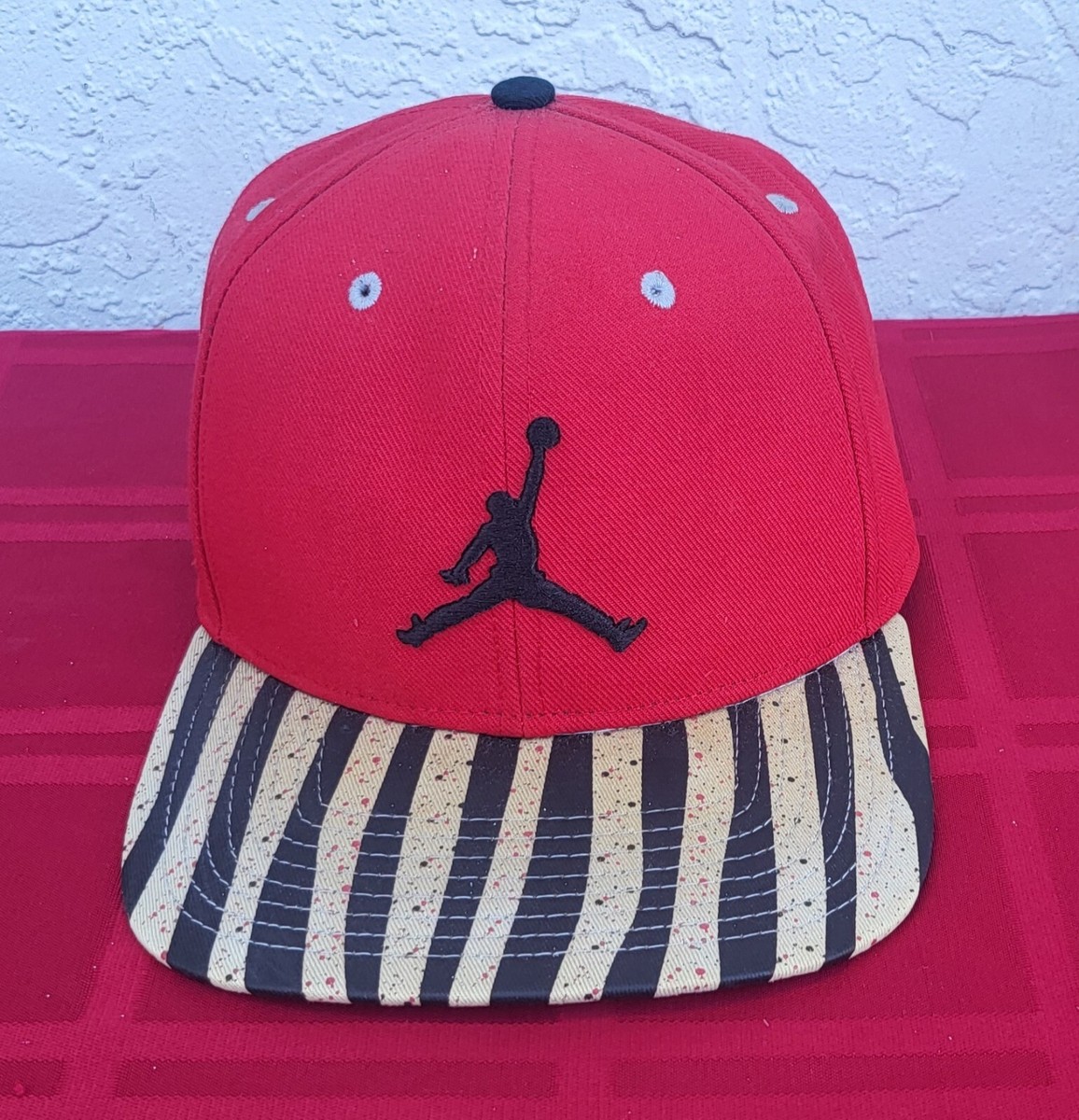Nike Air Jordan Jumpman Adjustable Snapback Hat (Red / Black