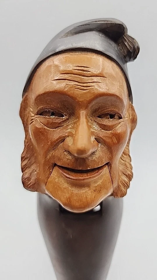 ¿Selva Negra? ¿Suizo? Francés? Cascanueces Hombre con Gorra Tobogán Sombrero Bigotes Laterales Foto 2 de 4