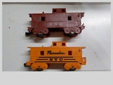 O27 GAUGE Lot Of 2 Vintage Marx 4 Wheel NYC Cabooses
