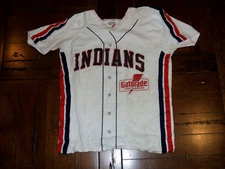 Vintage Late 1980s Cleveland Indians YOUTH Jersey Style Shirt SGA Gatorade