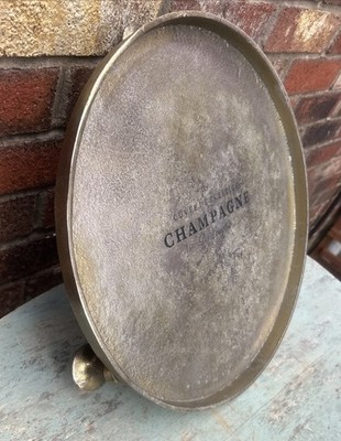 Cuvee Prestige Champagne Du Louvais Metall Ladegerät auf drei Füßen 39 cm breit