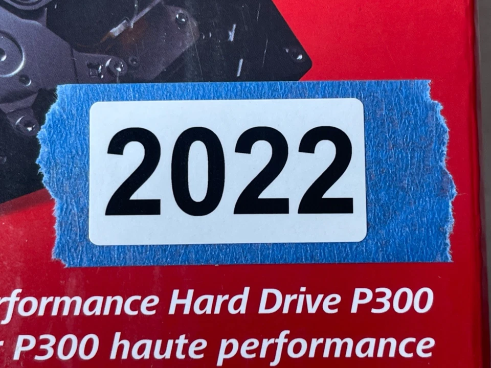 New Toshiba P300 1TB 3.5" SATA 7200RPM HDWD110 Internal Hard Drive (Sealed) - Image 3 of 3
