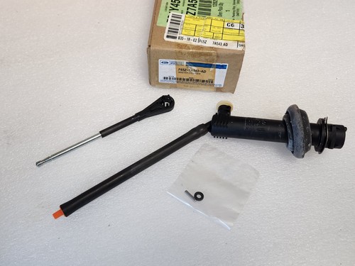 NOS OEM 1997-1998 Ford F-150 Heritage F-250 Clutch Master Cylinder F65Z-7A543-AD - Picture 2 of 15