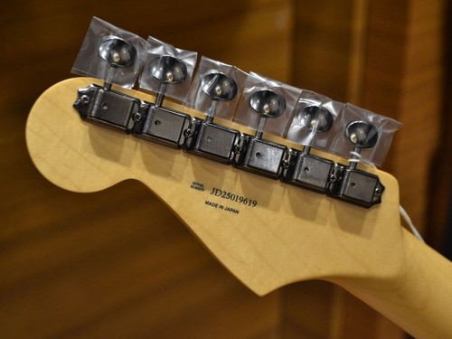 Fender Made in Japan Limited Hybrid II Stratcaster Noir Black Bdand New w/bag - Picture 2 of 11