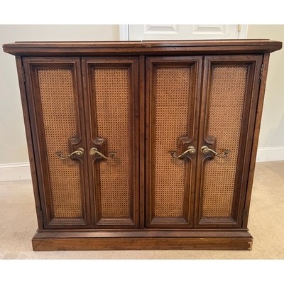 Drexel Heritage Wood Folding Expandable Buffet Cabinet 38x34x18