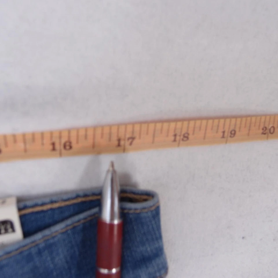 NEW Womens Levi's 311 SHAPING SKINNY Stretch Jeans W34 W33 L34 UK Size 14 BNWT - Image 2 of 4