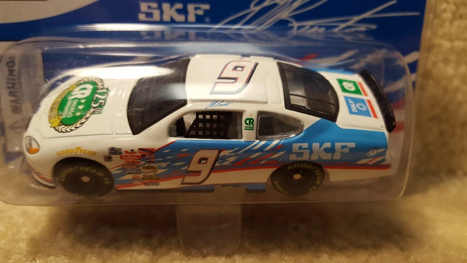 Sealed 2003 Team Caliber Jeff Burton Chicago Rawhide 1/64 Scale NASCAR SKF - Image 3 of 4
