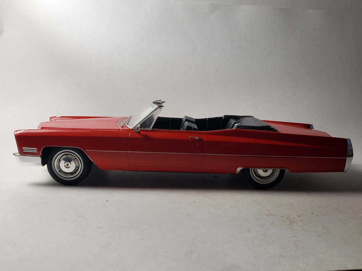 キャディラック Cadillac V26 Ricko Models 1/18 Caddy Rack