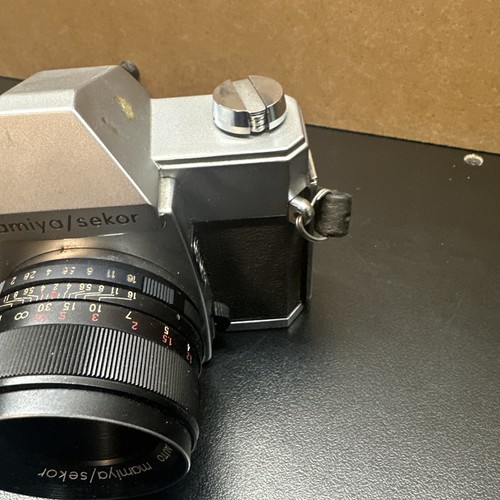 Mamiya/Sekor 500 DTL Camera With Lens - Picture 14 of 18