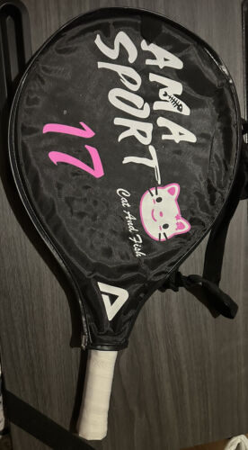 Hello Kitty Sanrio Rakieta tenisowa Biały uchwyt i czarny pokrowiec na plecak Nowy RZADKI - Zdjęcie 1 z 13