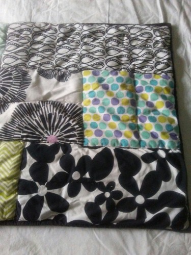 "Almohada reversible acolchada verde lima PB Teen Teal 26x20" - Imagen 3 de 8