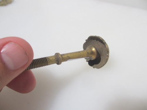 Victorian Brass Coat Hook Hanger Tie Old Vintage Antique Tudor Rose 2"D - 第 8/10 張圖片