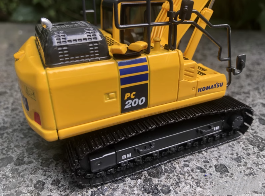 KOMATSU製　PC200-11 1/50 1:50 KOMATSU PC200-11 Excavator Construction Machine