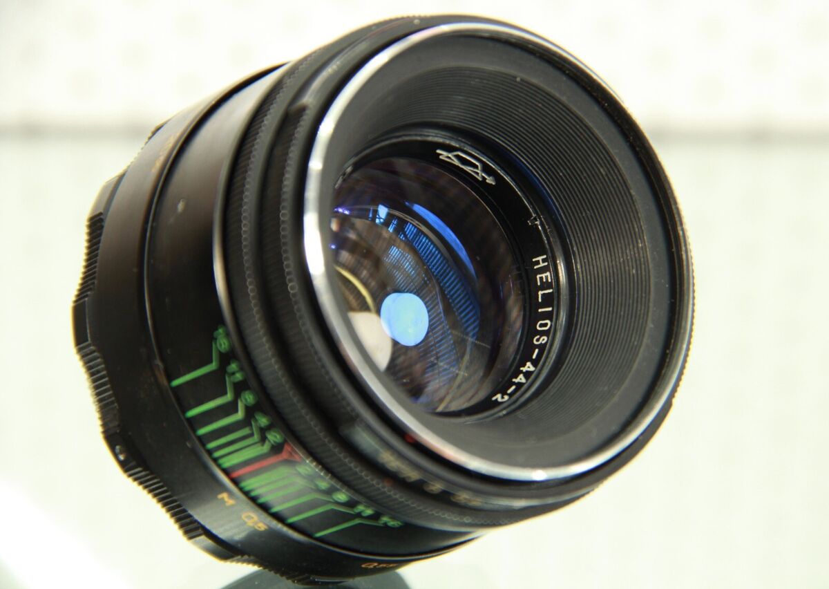Helios-44-2 58mm f./ 2 KMZ Lens M42 Soviet lens Vintage rare Helios-44-2 58mm f./ 2 KMZ Lens M42 Soviet lens Vintage rare