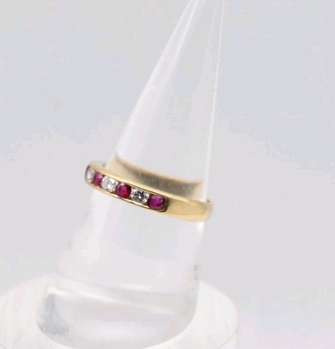 Vintage Ruby and Diamond Half Eternity 18ct Yellow Gold Band/Ring Size N 2.8g - Picture 6 of 6