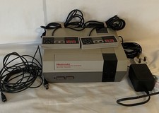 Nintendo Entertainment System NES Console Full Set Up 2 Controllers Working