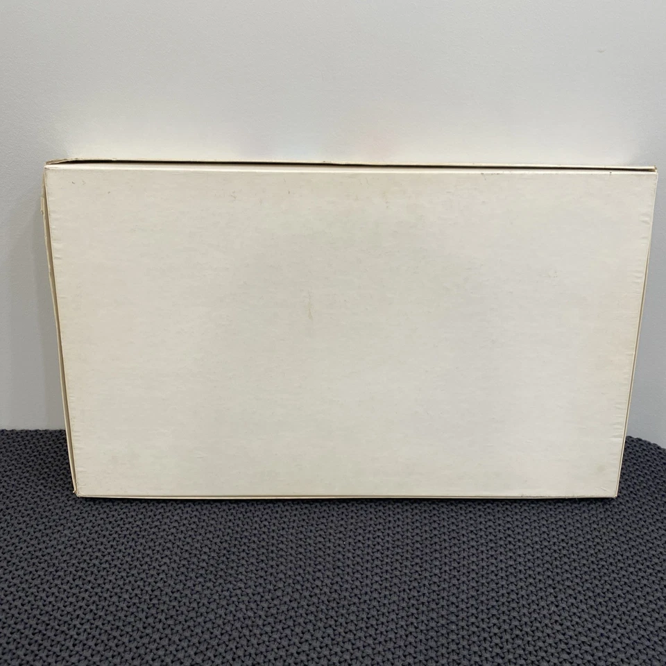 Vintage The Game Of Life Board Game Complete Milton Bradley 1980’s 1981, Nice! - Image 3 of 4