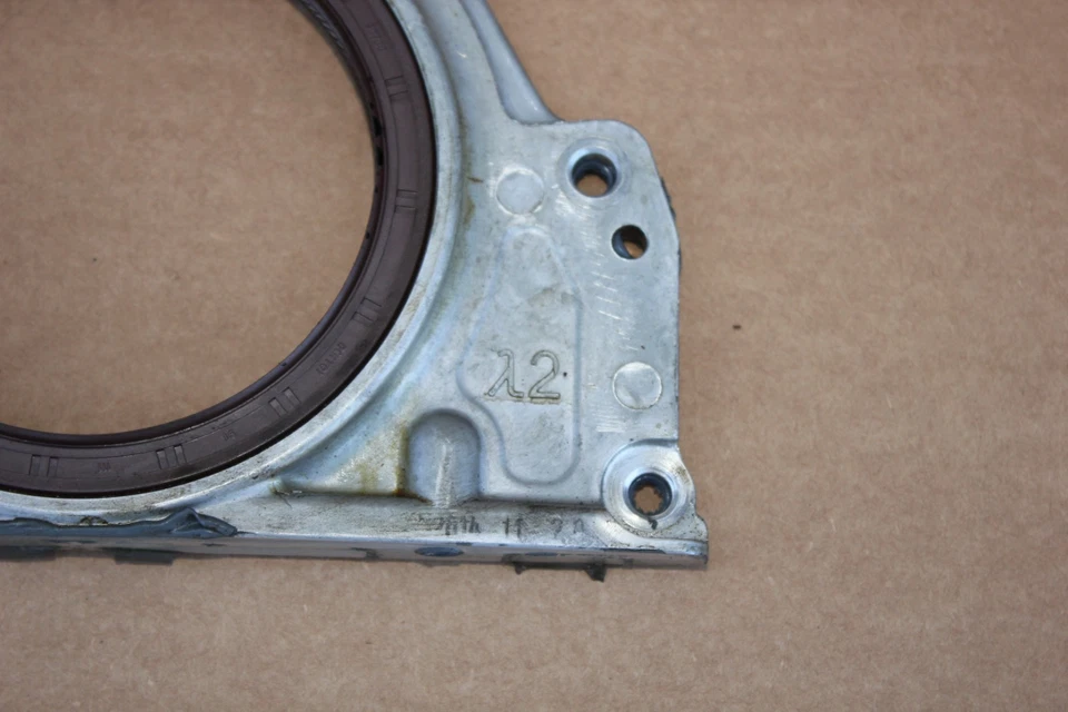 Sello de retención del cigüeñal trasero Hyundai Kia 2008-2024 3,3 L 21131-3C150,21130-3C151 Foto 4 de 4