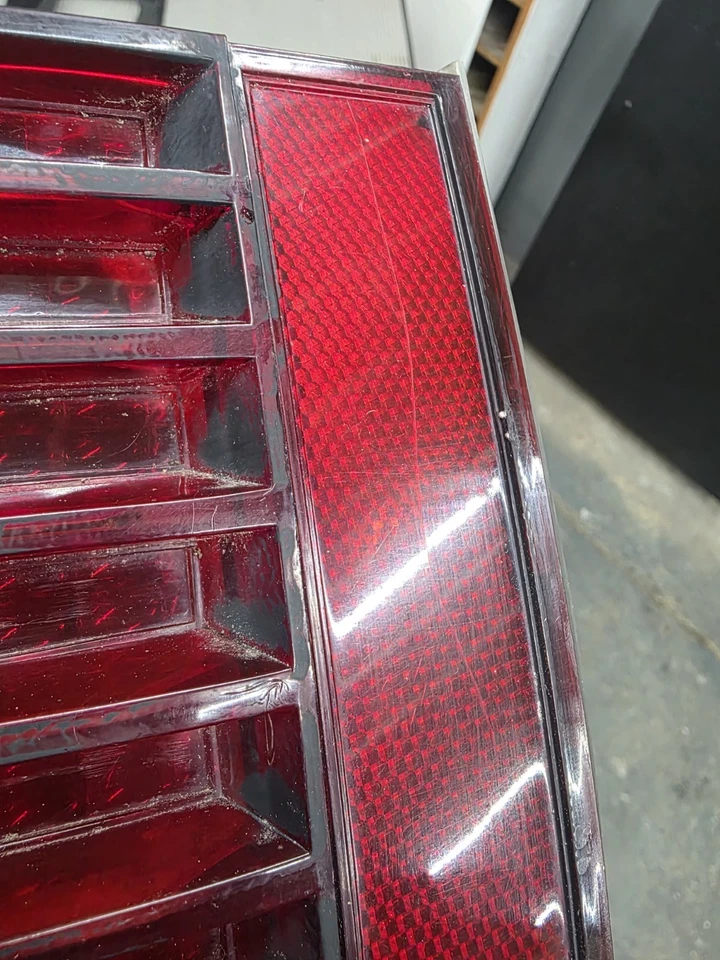 Juego de luces traseras de competición Mercury Capri 1979-1982 OEM Foto 3 de 4