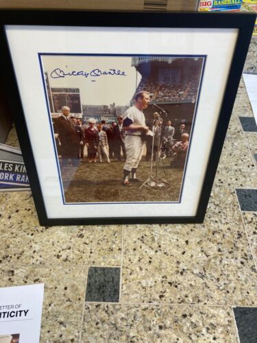 Mickey Mantle signed 1965 Mickey Mantle Day 11 x14 photo Beckett 10 Gem MINT! - Picture 4 of 5