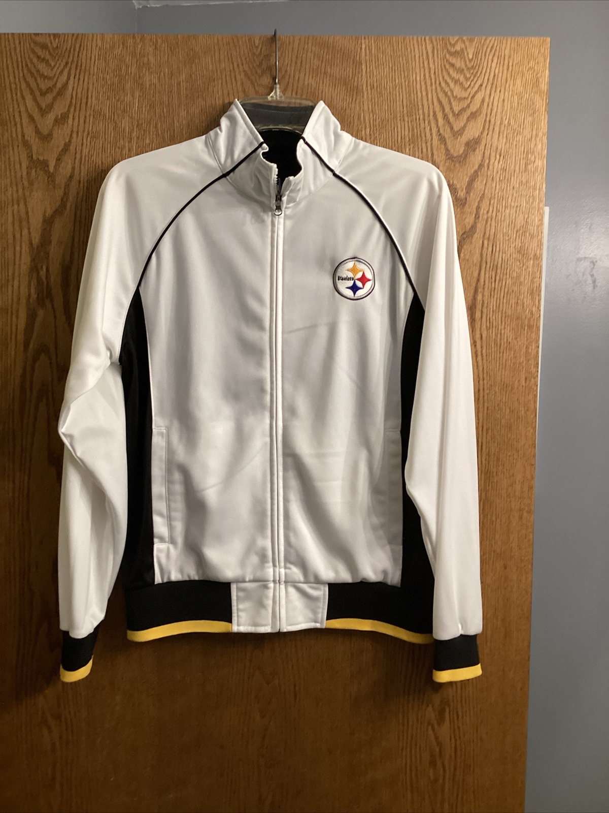 Picture 1 of 6