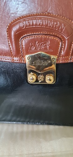 Chiltern Brown Over Black Leather Quality Briefcase. - Picture 10 of 13