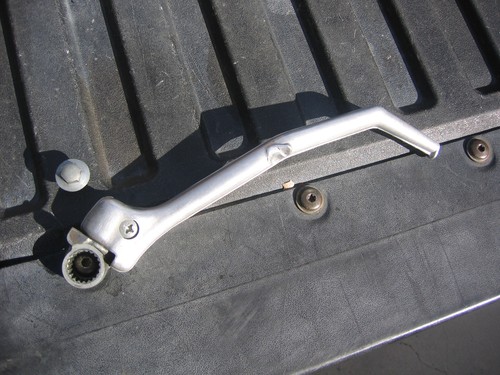 00 01 02 03 04 HONDA CR250 R OEM LOW HOUR KICK START CRANK LEVER 28300-KZ3-J20