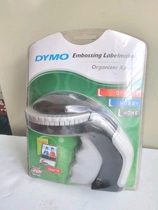 DYMO Embossing Marqueur d'étiquettes w/ Trois 3/8" 3D Bandes d'étiquettes Organisateur Xpress Pro