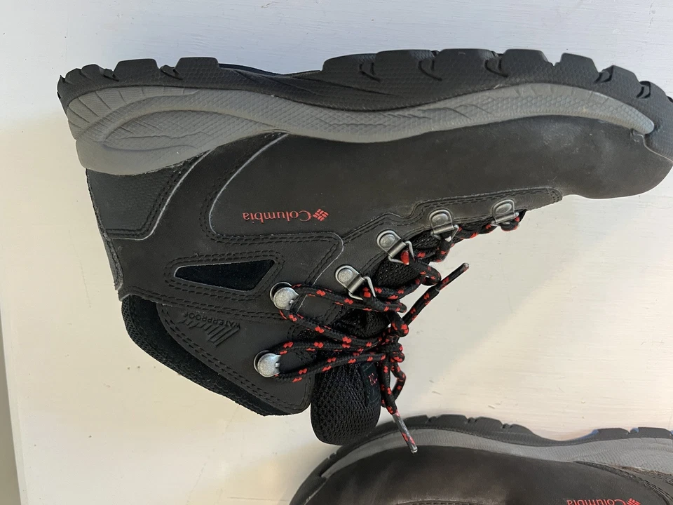 Columbia Newton Ridge Plus Senderismo Rojo Amapola Negro Botas Para Mujer Talla US 8.5 Foto 4 de 4