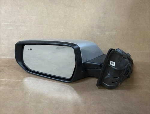 2016-2024 Chevrolet Malibu LH Driver Side Mirror ASM W/turn W/blind OEM Silver