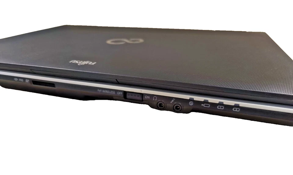 Fujitsu Lifebook E751 Notebook Laptop I5-2520M RS-232 8 GB RAM 128 GB SSD Win10 - Immagine 4 di 4