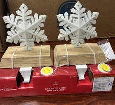 Wondershop 2 Lit Stocking Holder Set