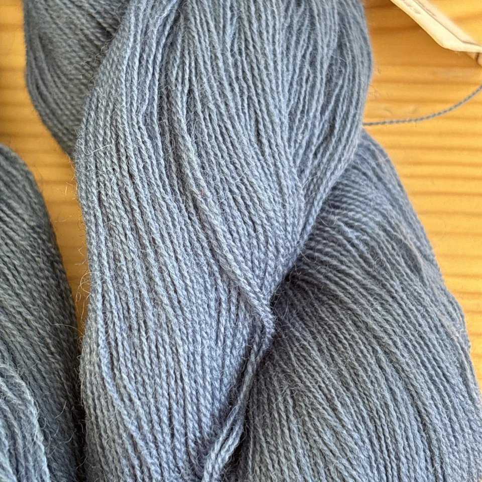 3 HKS VINTAGE DMC BRODER MEDICIS VIRGIN WOOL THREADS: 8930  Antique Blue Lot - Image 4 of 4