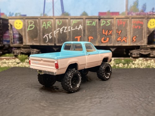 1978 Dodge Pickup Lifted 4x4 Truck 1/64 Diecast Custom Off Road M2 Machines - Picture 11 of 14