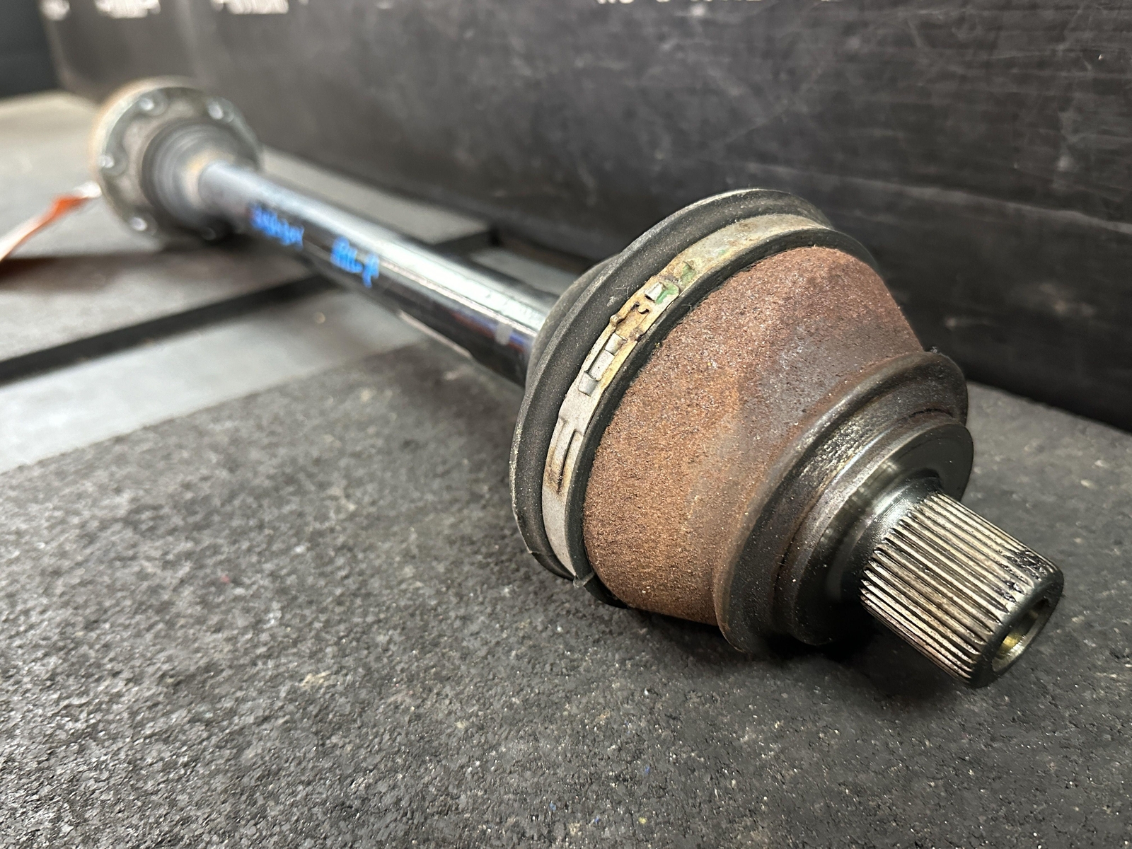 11-18 BENTLEY CONTINENTAL GT AWD REAR RIGHT PASSENGER SIDE AXLE SHAFT 3W0501203A