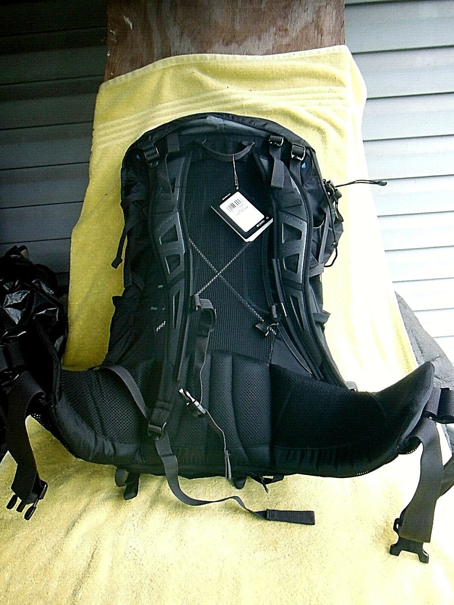 NEW w/ TAGS COLUMBIA TITANIUM TRAIL ELITE 55L BACKPACK TREKKING