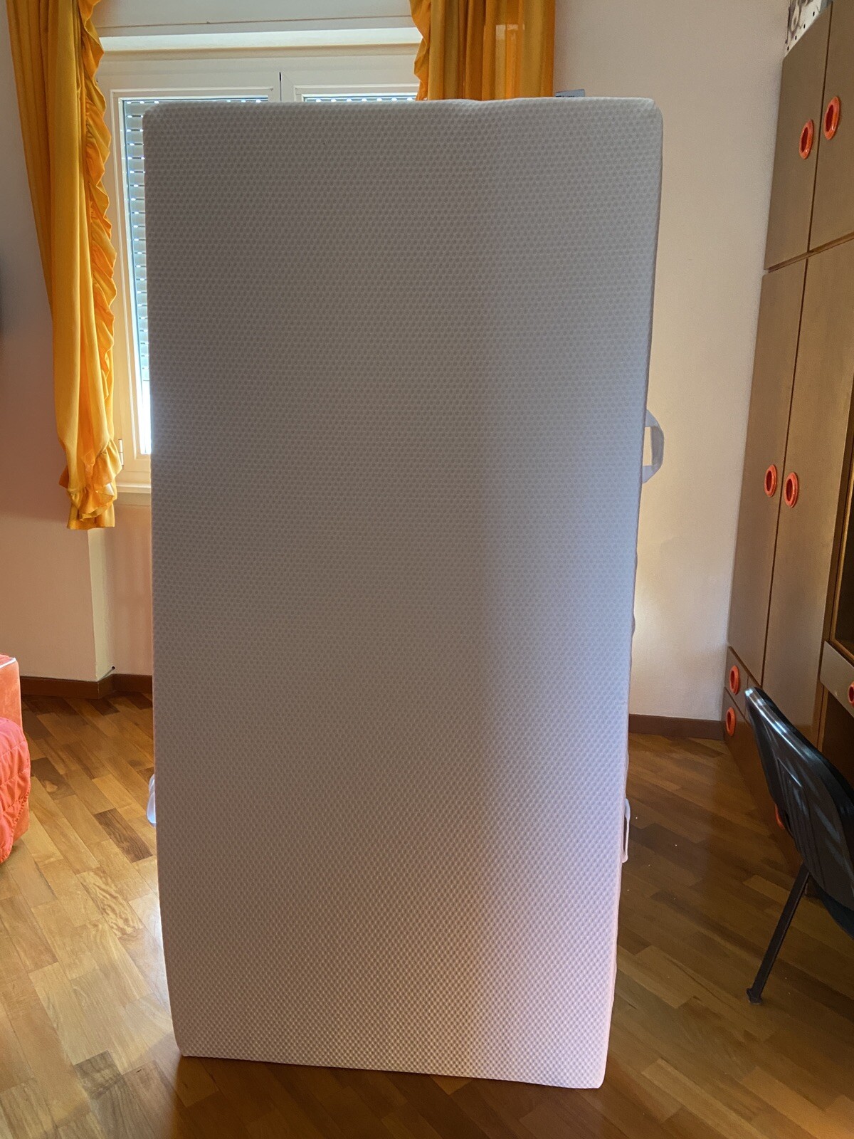 Foto 1 di 3