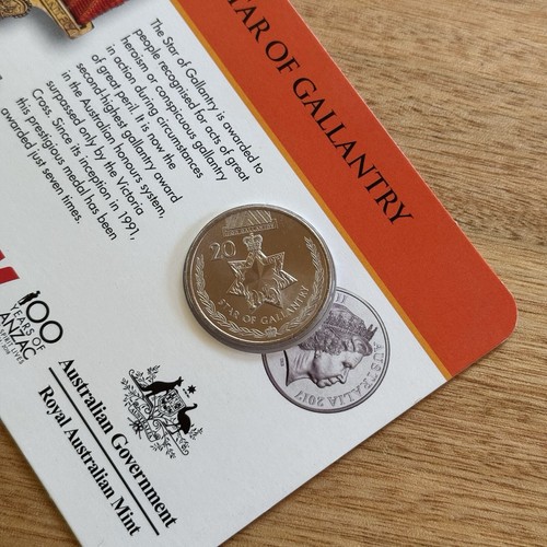 STAR OF GALLANTRY AUSTRALIA: 2017 20 CENT COIN 100 YEARS OF ANZAC LEGENDS UNC - 第 2/3 張圖片